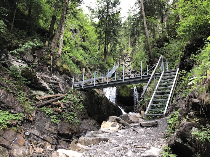 Über den Tobelweg zur Gaisalpe - Abenteuer pur für kleine ...