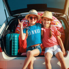 Entspannt in den Urlaub fahren: So werden Autofahrten zum Spaß für die ganze Familie